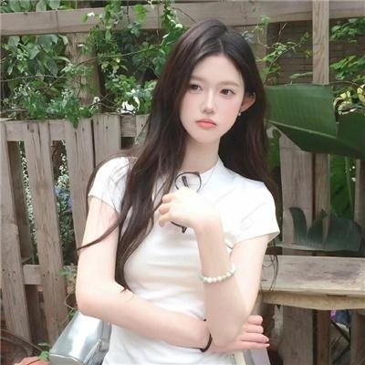见习女警